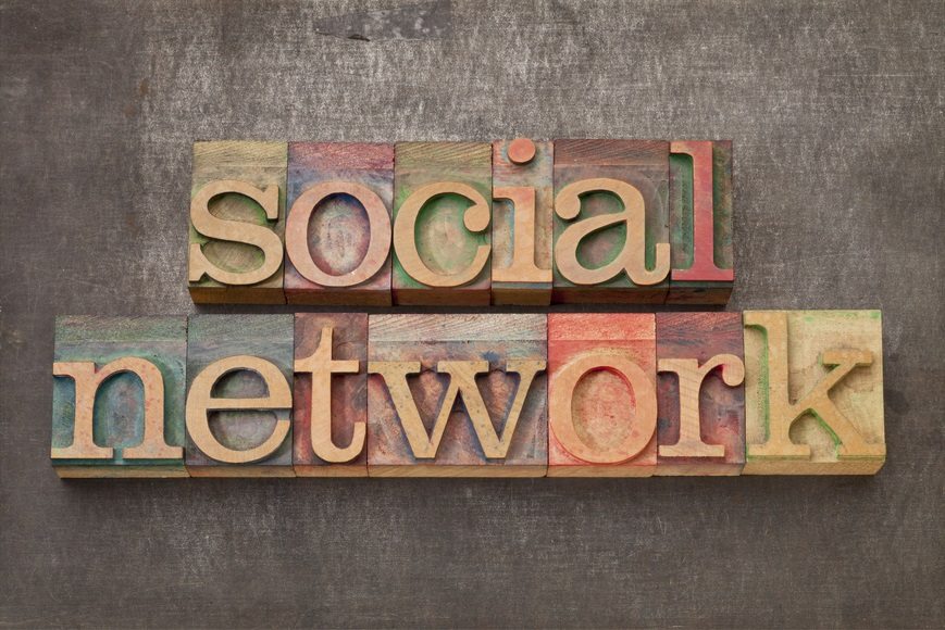 How Entrepreneurs Can Build Their Social Following